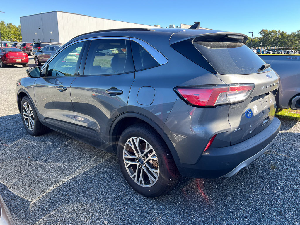 Used 2021 Ford Escape SEL w/ Technology Package AWD/4WD image 3