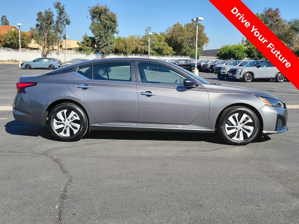 Certified 2025 Nissan Altima 2.5 S FWD image 33