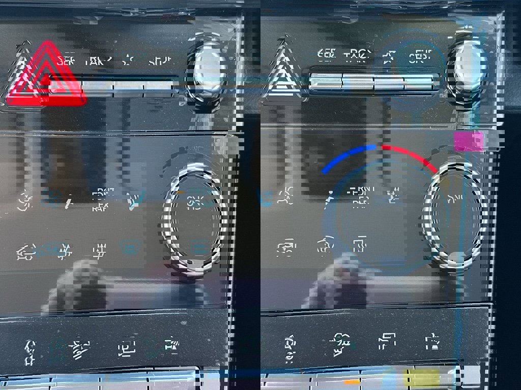 New 2026 Hyundai Santa Fe SEL image 23