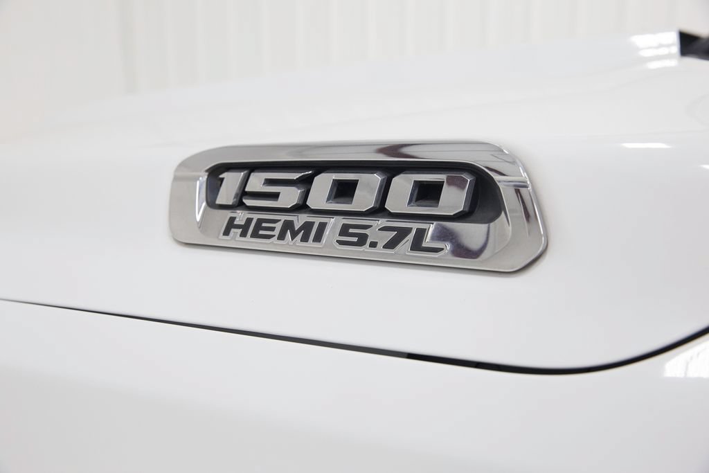 Used 2019 RAM 1500 Big Horn RWD image 15