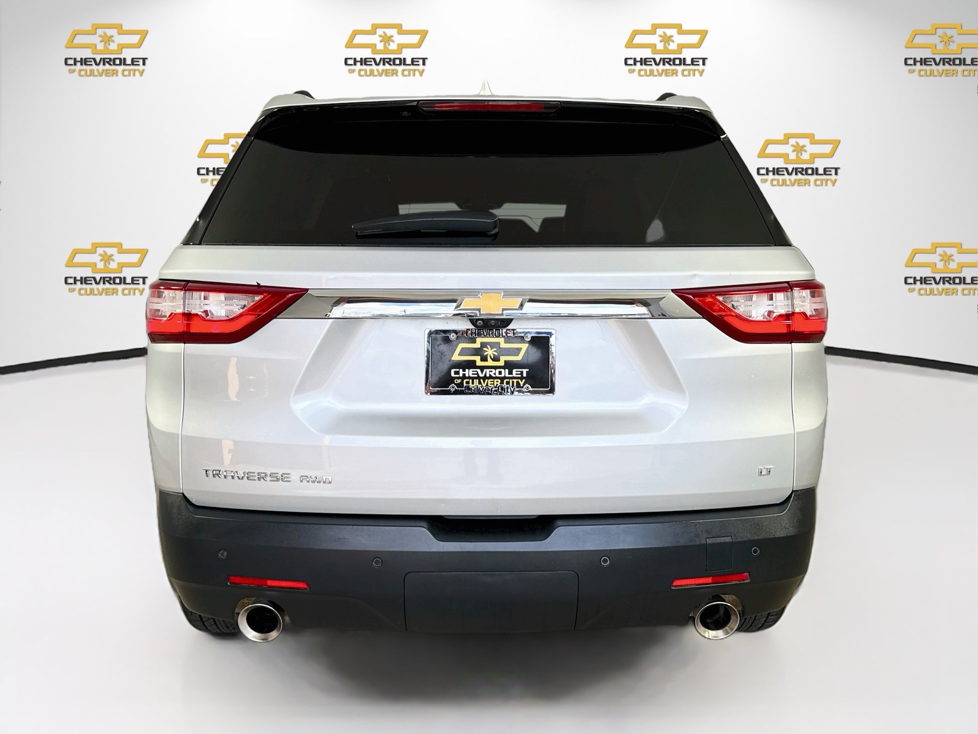 Used 2021 Chevrolet Traverse LT w/ LT Premium Package AWD/4WD image 7