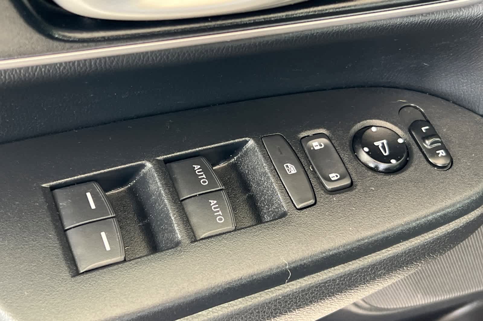 Used 2019 Honda CR-V EX-L image 13