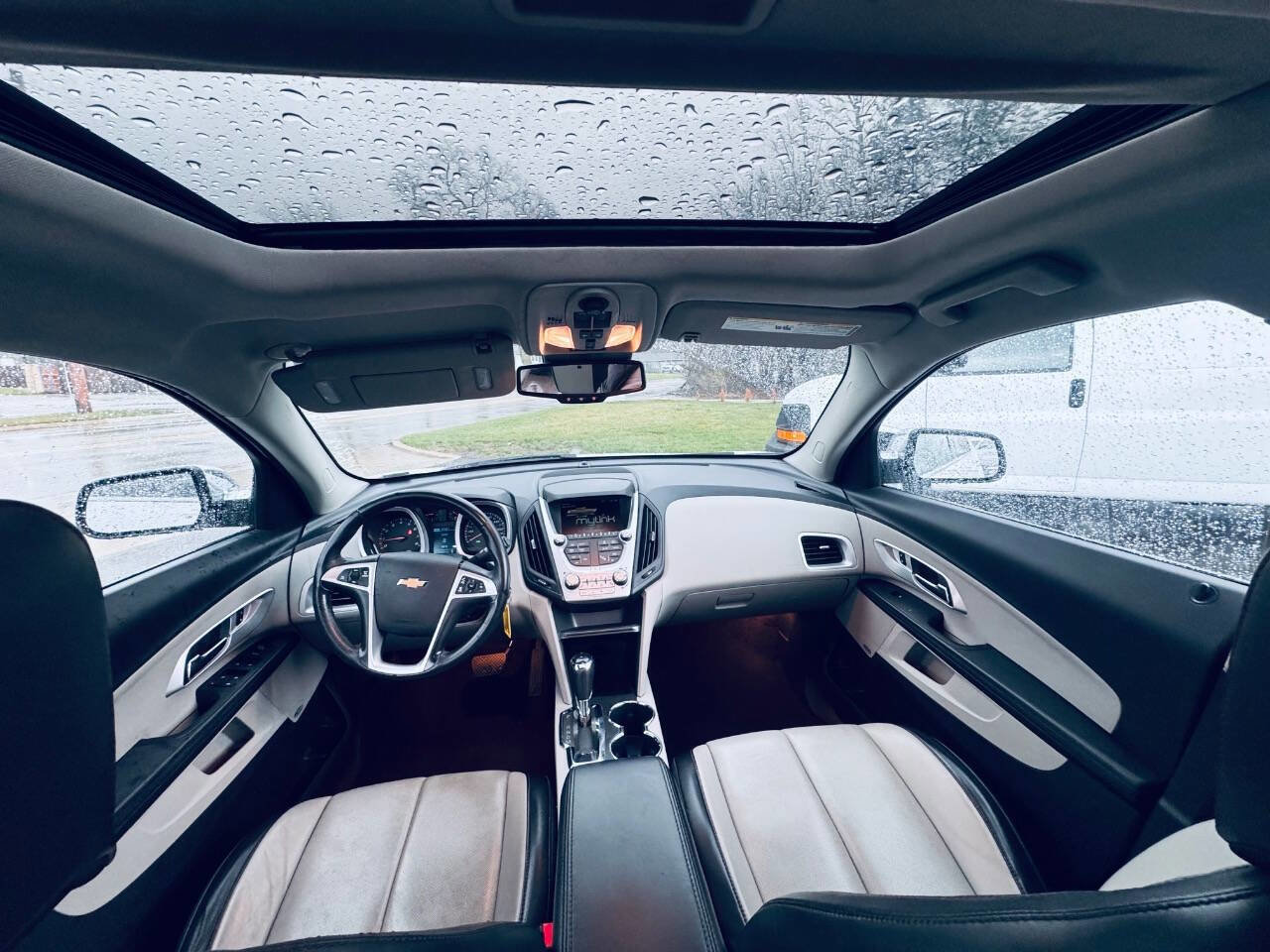 Used 2016 Chevrolet Equinox LTZ w/ Enhanced Convenience Package image 11