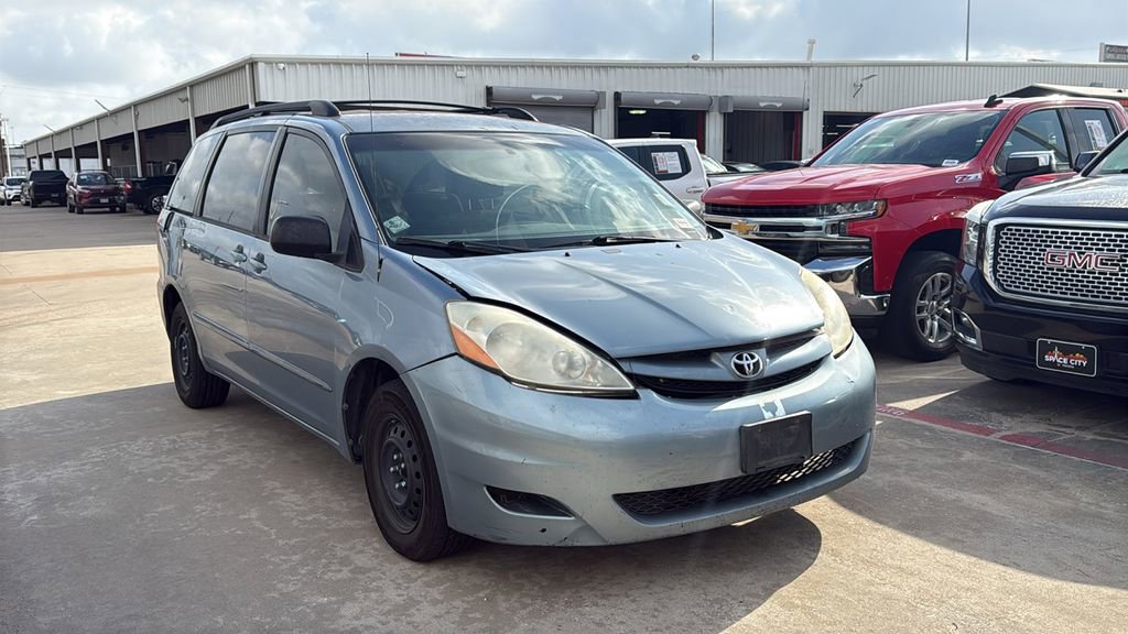 Used 2010 Toyota Sienna CE FWD video 2