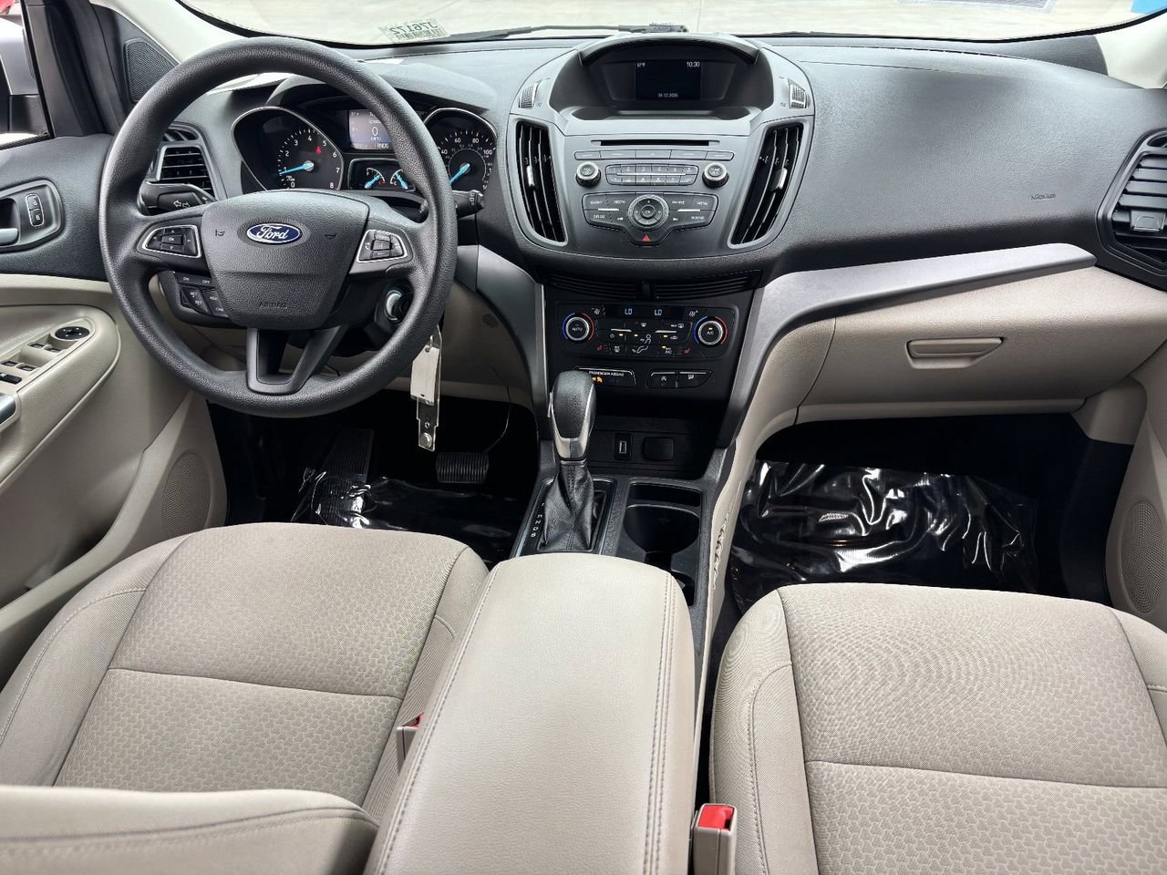 Used 2018 Ford Escape SE FWD image 15