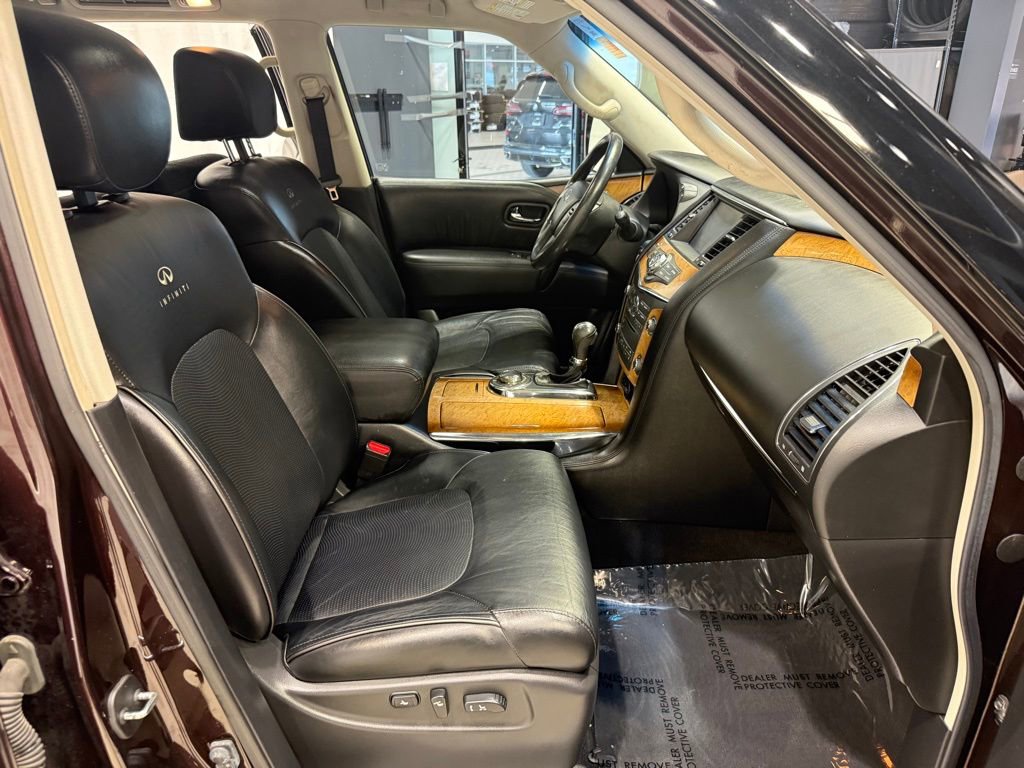 Used 2014 INFINITI QX80 4WD w/ Theater Package image 23