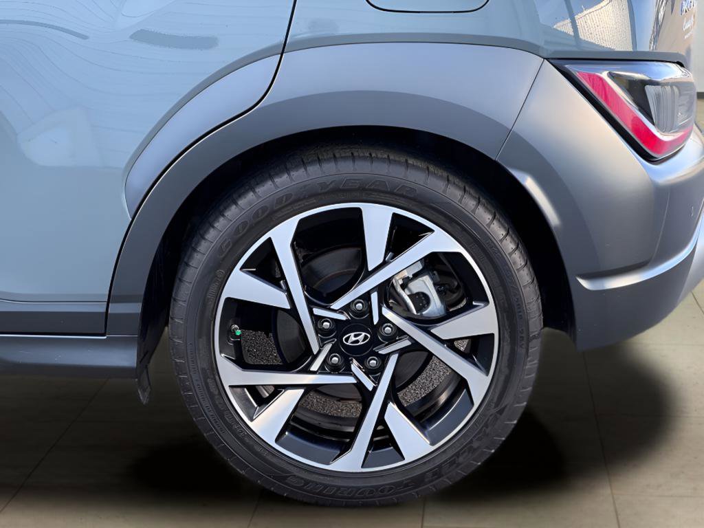 Used 2023 Hyundai Kona Limited image 41