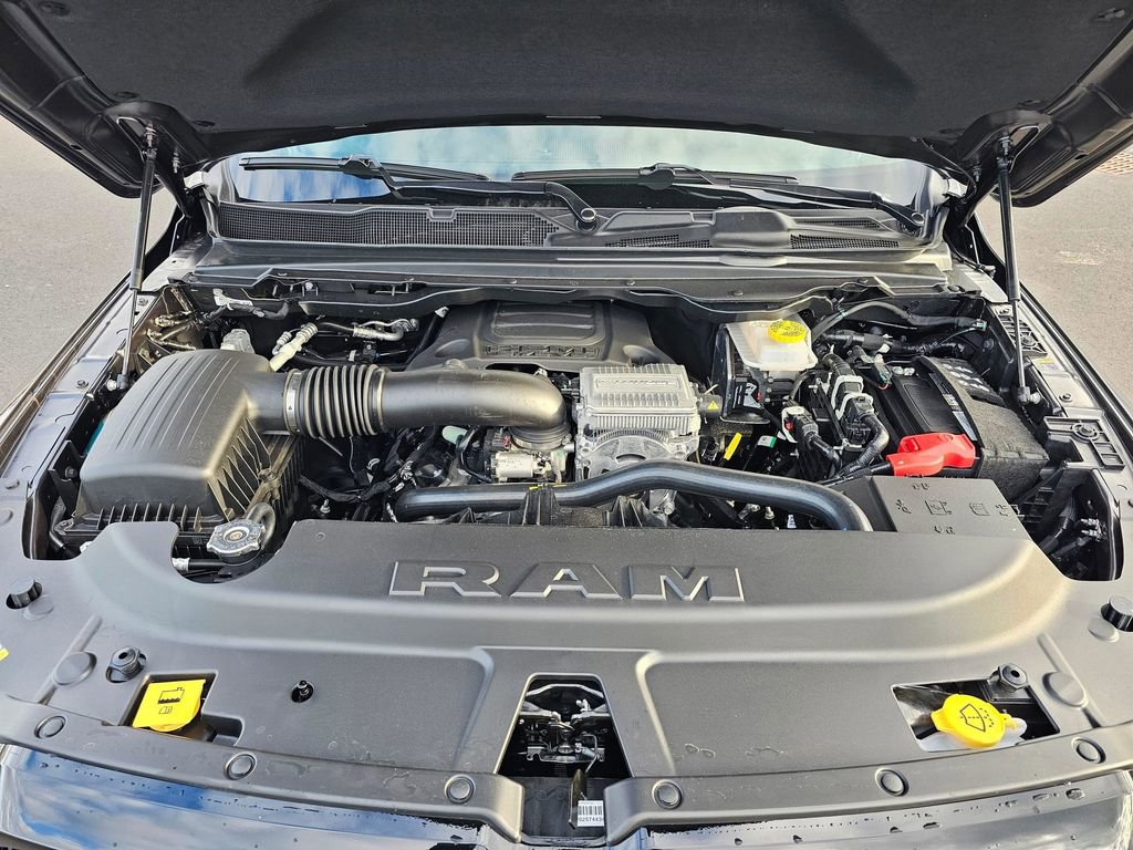 New 2026 RAM 1500 Big Horn AWD/4WD image 9