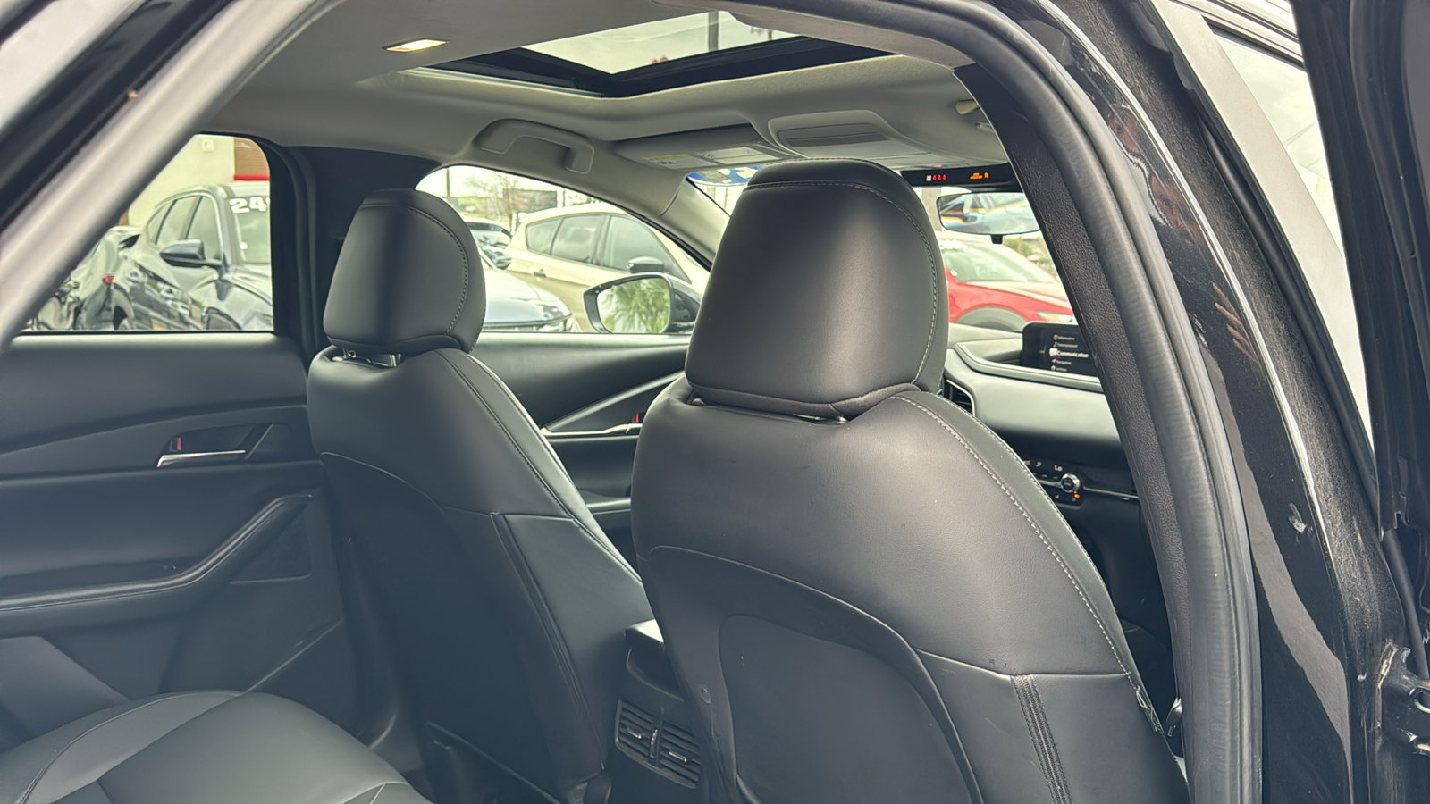 Certified 2024 MAZDA CX-30 AWD 2.5 S w/ Preferred Package image 21