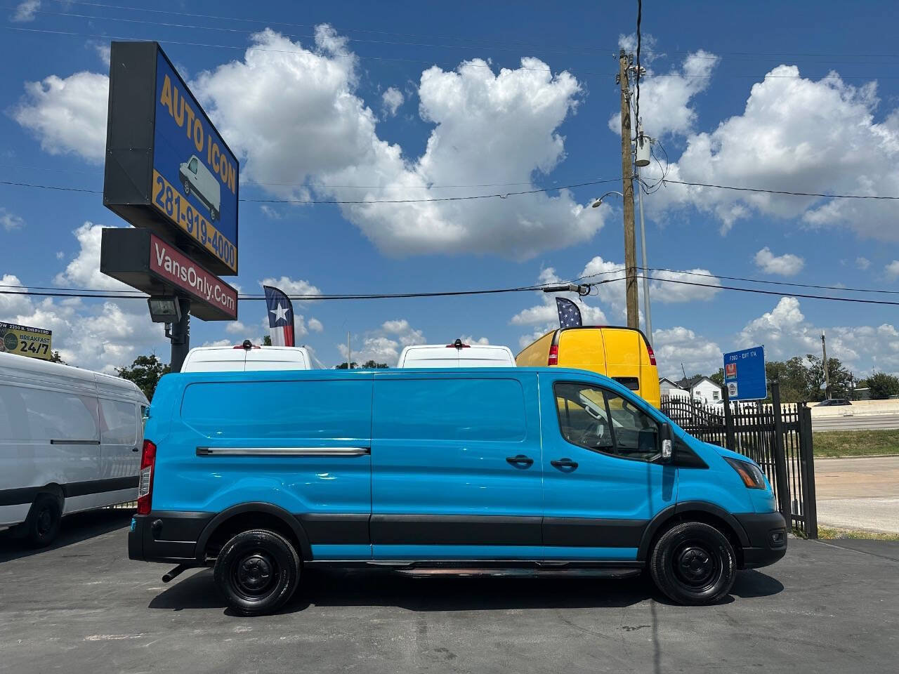 Used 2023 Ford Transit 350 Low Roof w/ Load Area Protection Package RWD image 3
