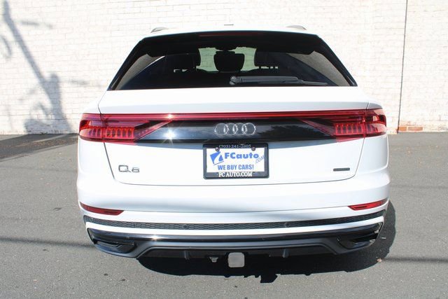 Used 2019 Audi Q8 Prestige w/ Luxury Package image 11