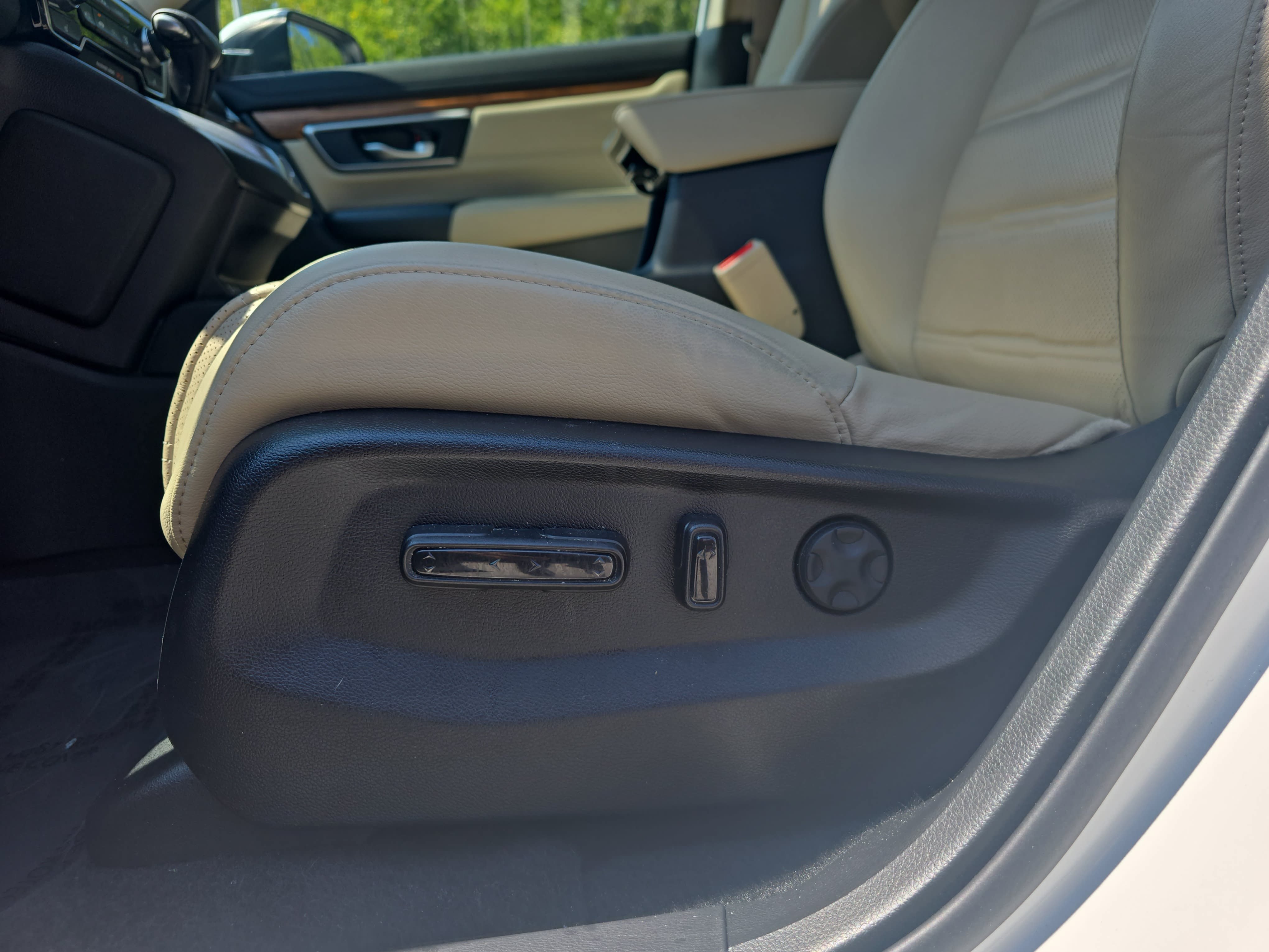 Used 2021 Honda CR-V EX-L image 27