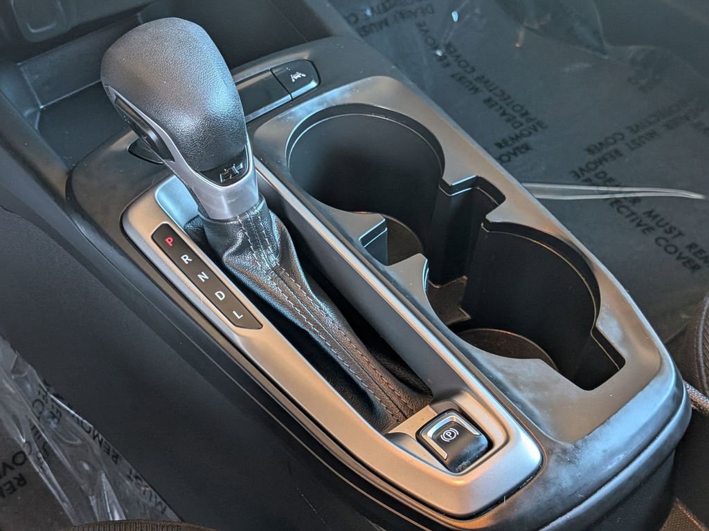 Used 2025 Chevrolet Trax LS image 19