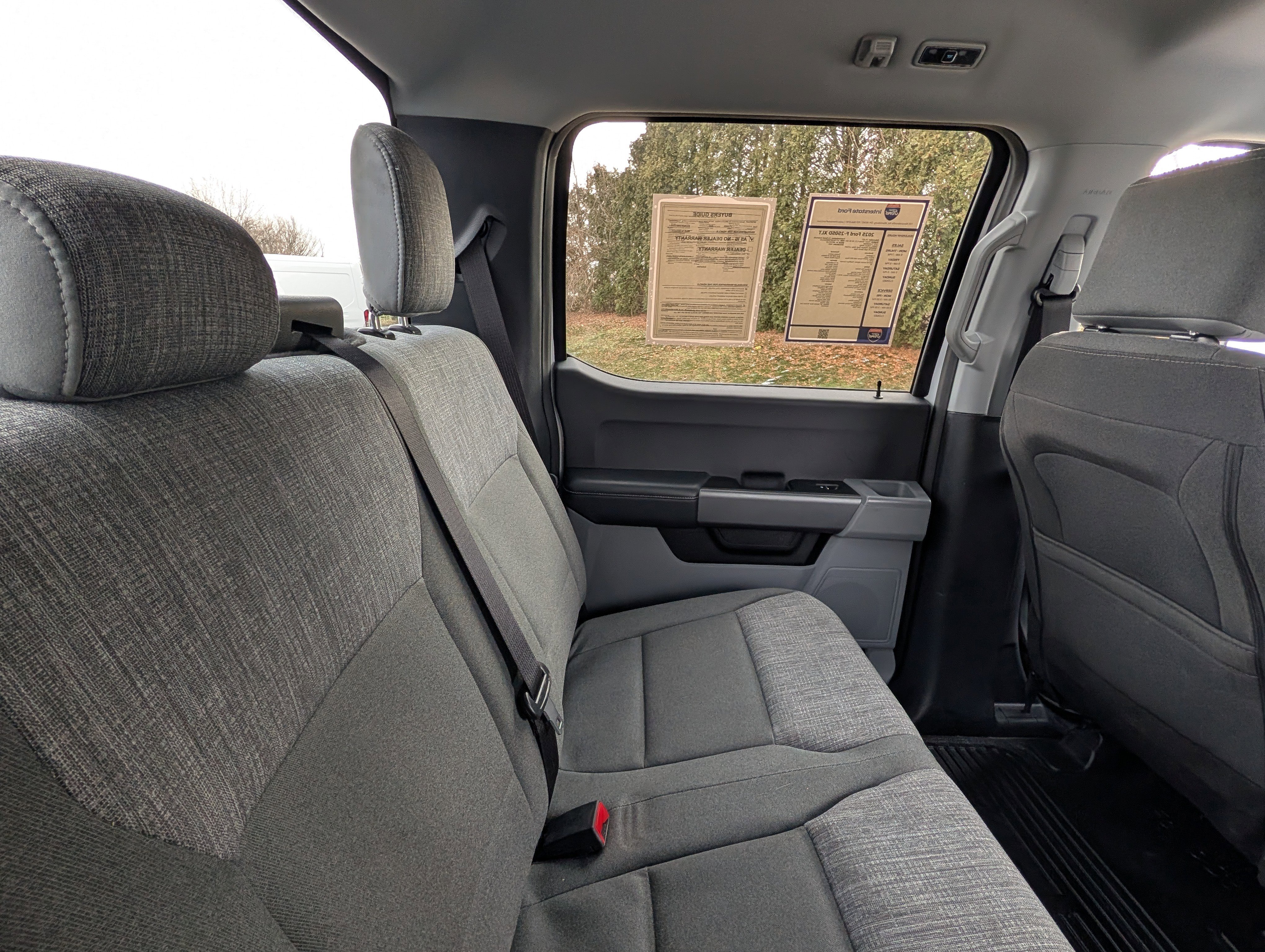 Used 2025 Ford F250 XLT image 33