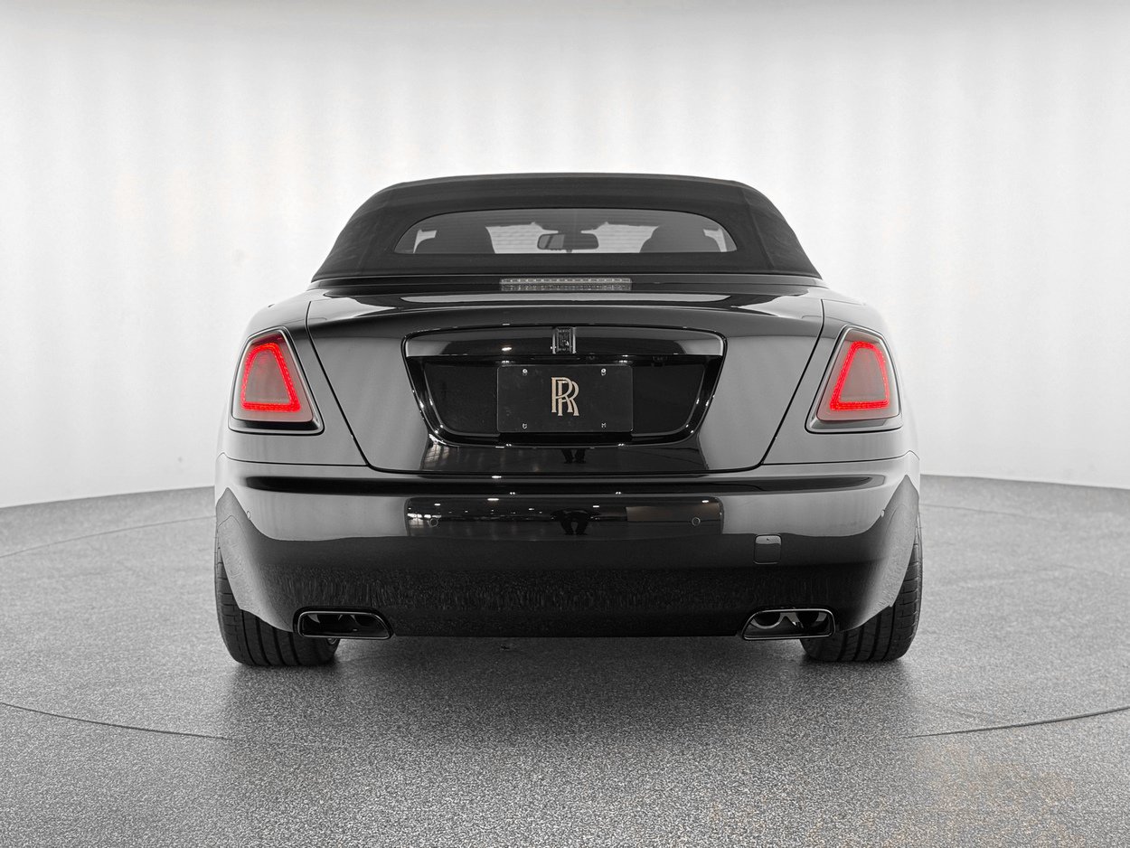 Used 2016 Rolls-Royce Dawn RWD image 6