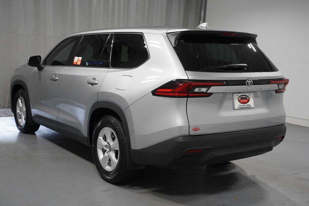 Certified 2025 Toyota Grand Highlander FWD image 6