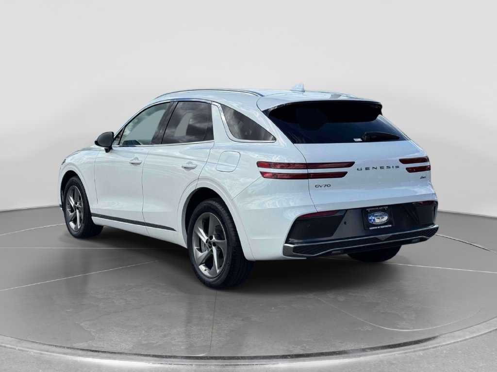 Certified 2026 Genesis GV70 2.5T AWD/4WD image 5