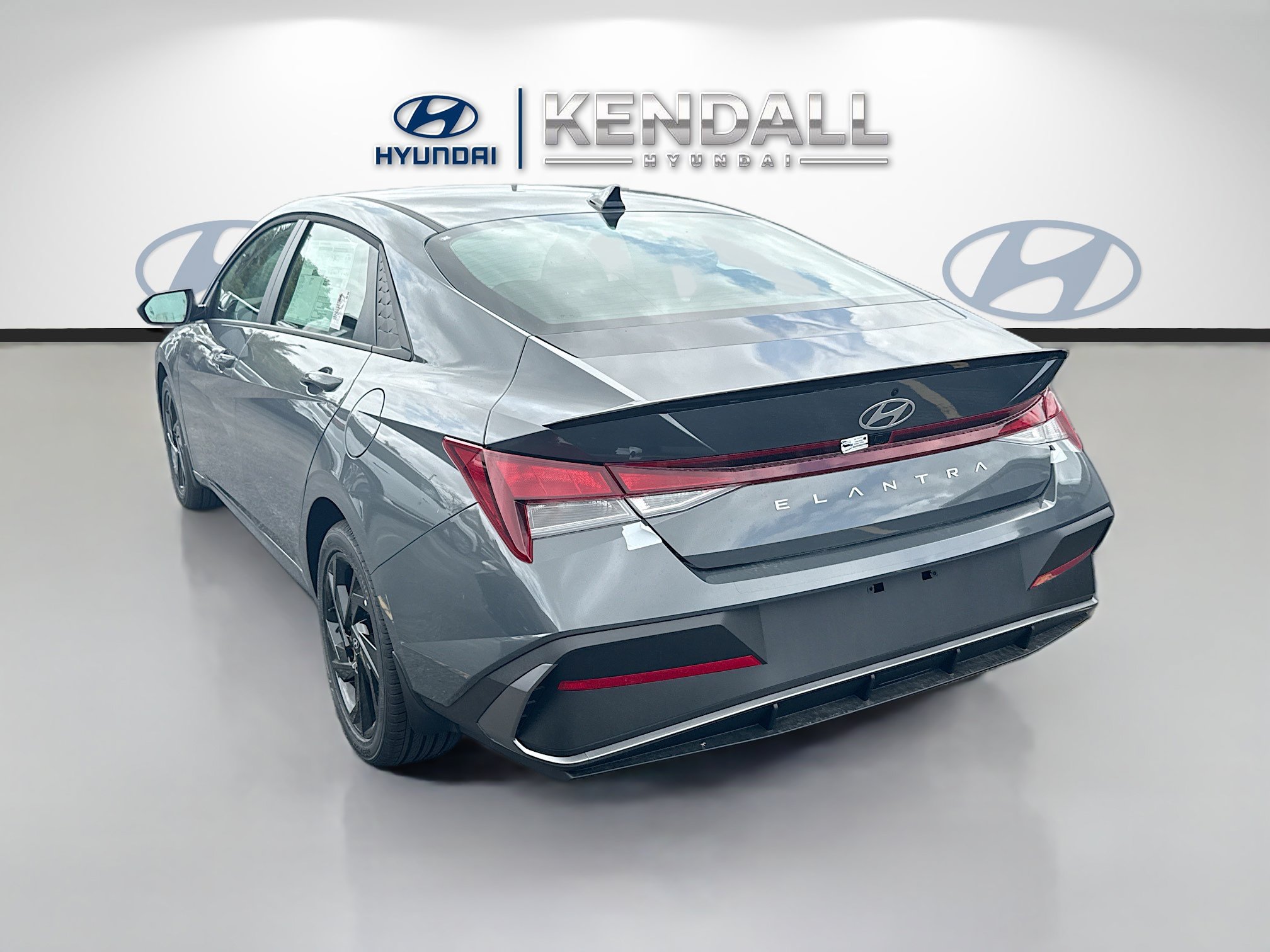 New 2026 Hyundai Elantra Sport FWD image 4