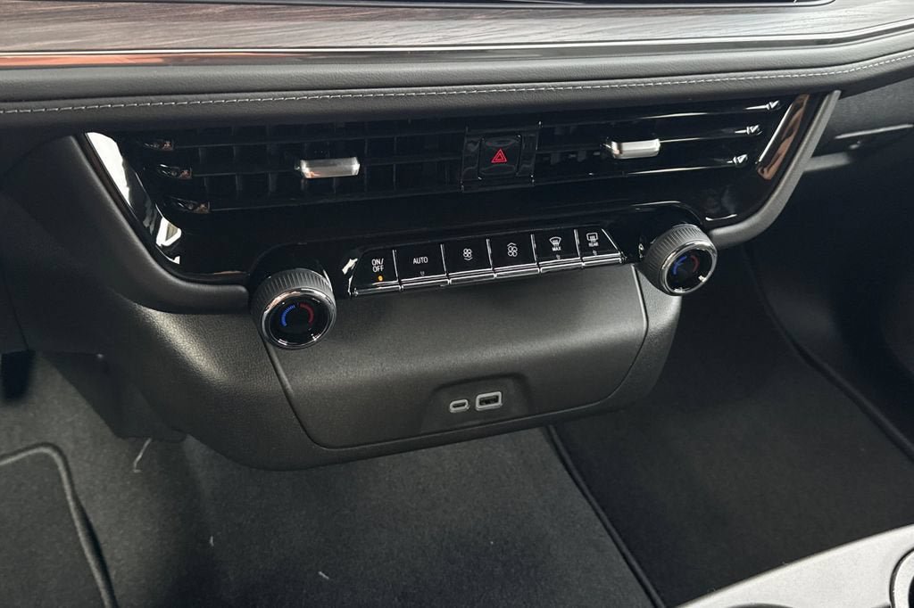 New 2026 Chevrolet Suburban LS RWD image 22