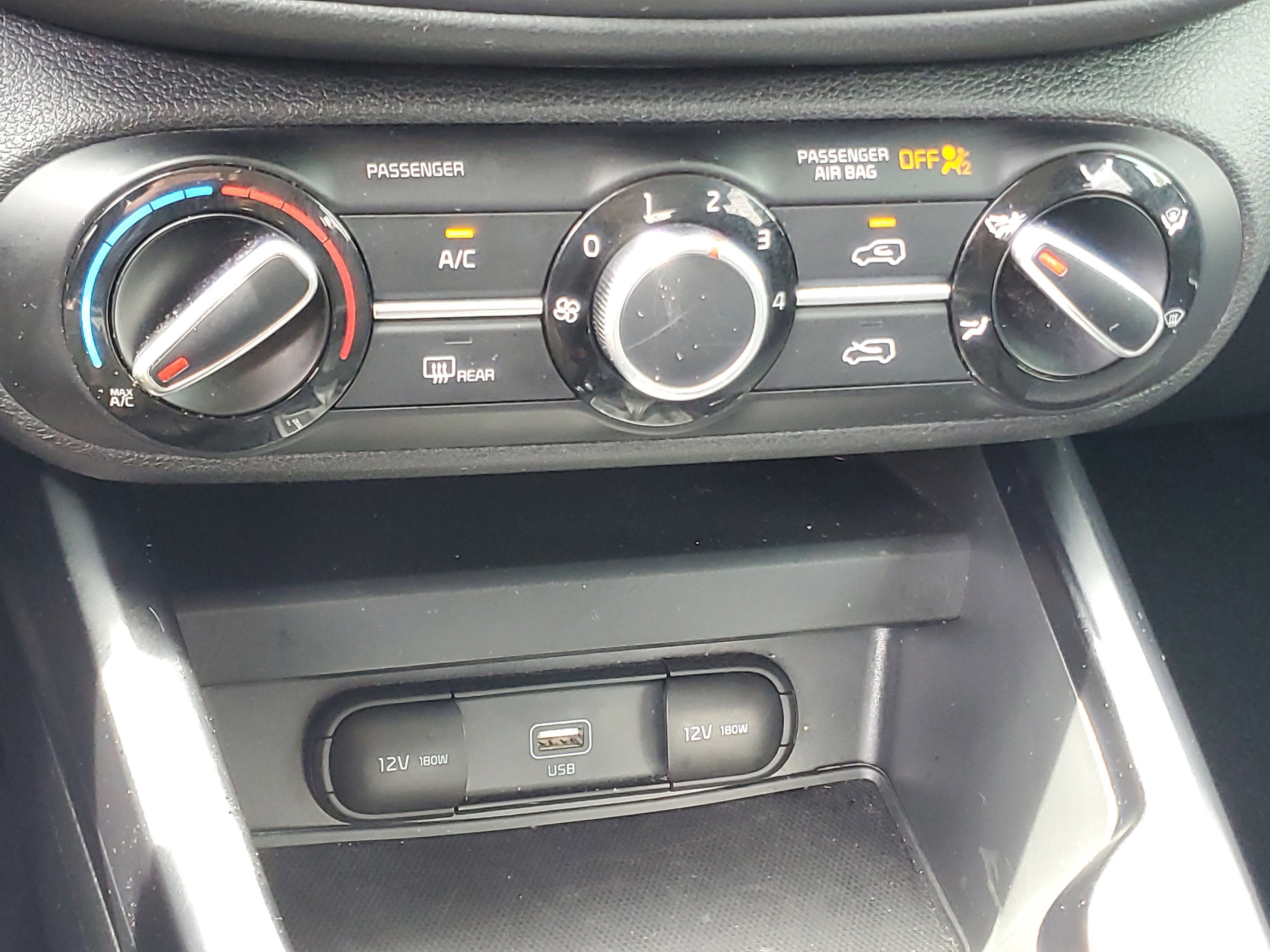 Used 2022 Kia Soul LX FWD image 25