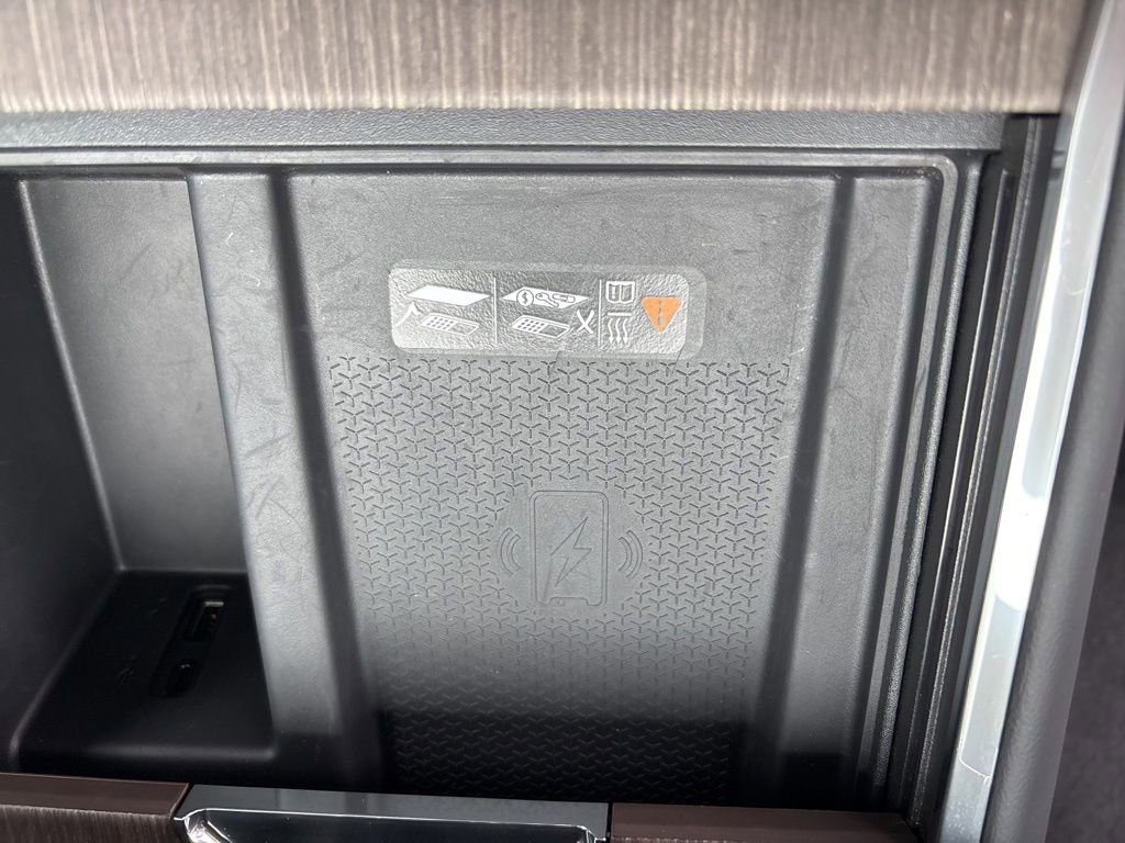 Used 2025 GMC Acadia Denali image 49