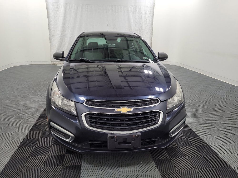 Used 2015 Chevrolet Cruze LS FWD image 14
