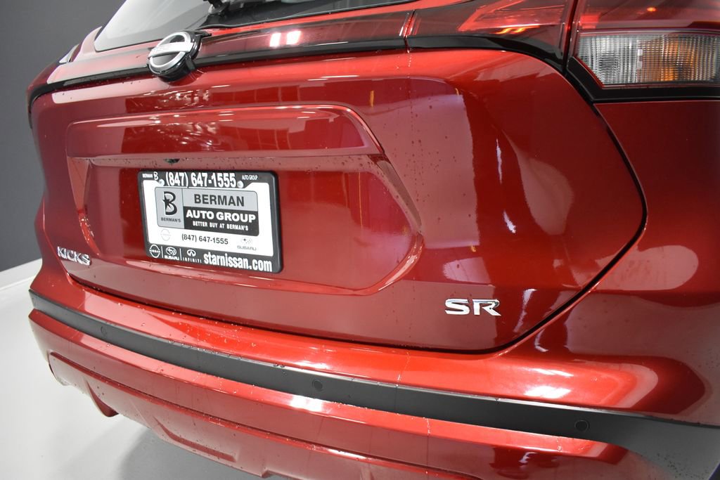 Certified 2023 Nissan Kicks SR FWD image 12