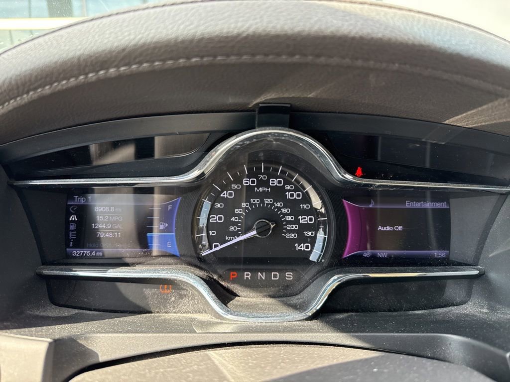 Used 2013 Lincoln MKS image 7