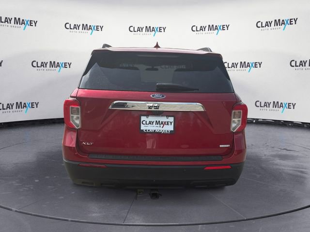 Used 2020 Ford Explorer XLT image 4