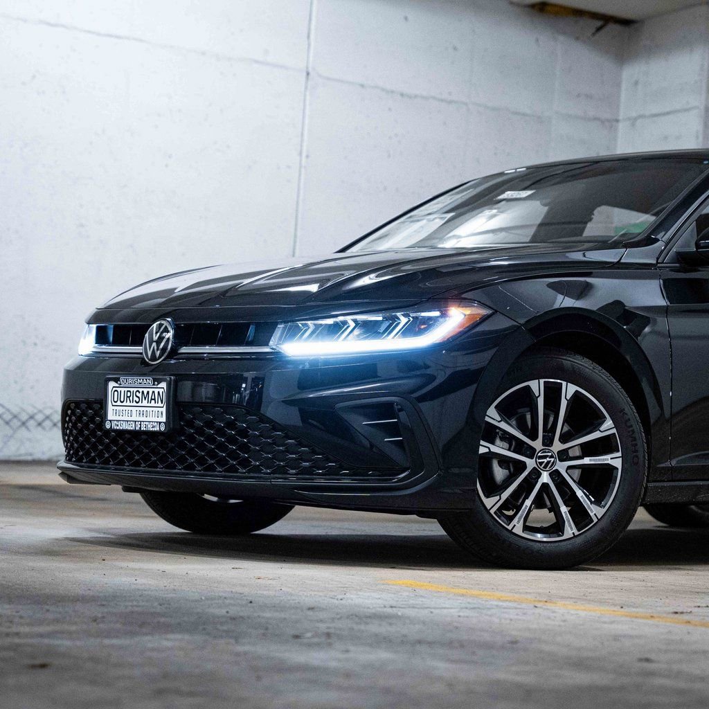 New 2026 Volkswagen Jetta Sport image 2