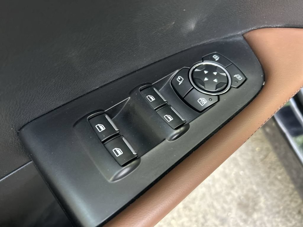 Used 2023 Lincoln Nautilus Reserve AWD/4WD image 16