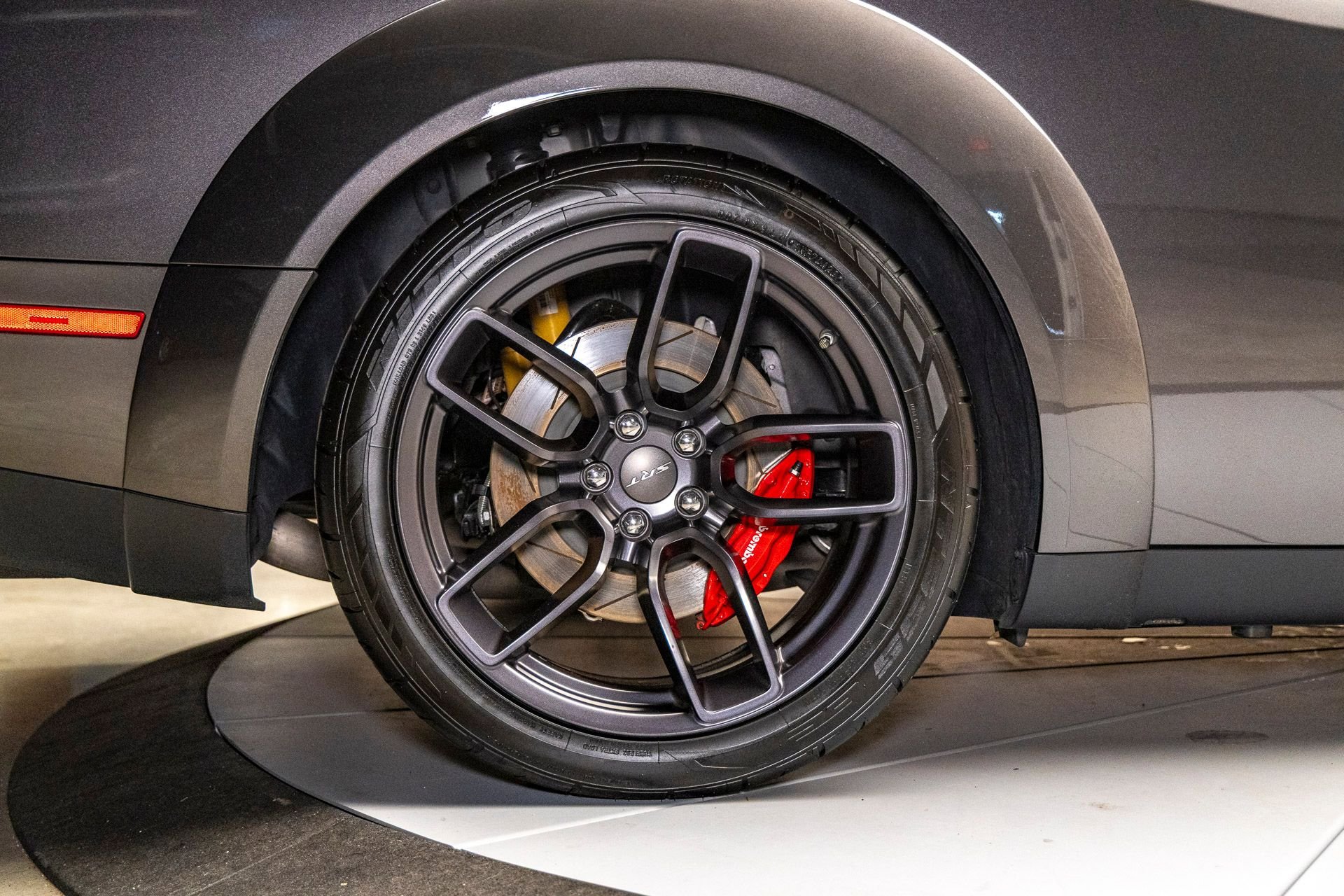 Used 2018 Dodge Challenger SRT Hellcat image 13