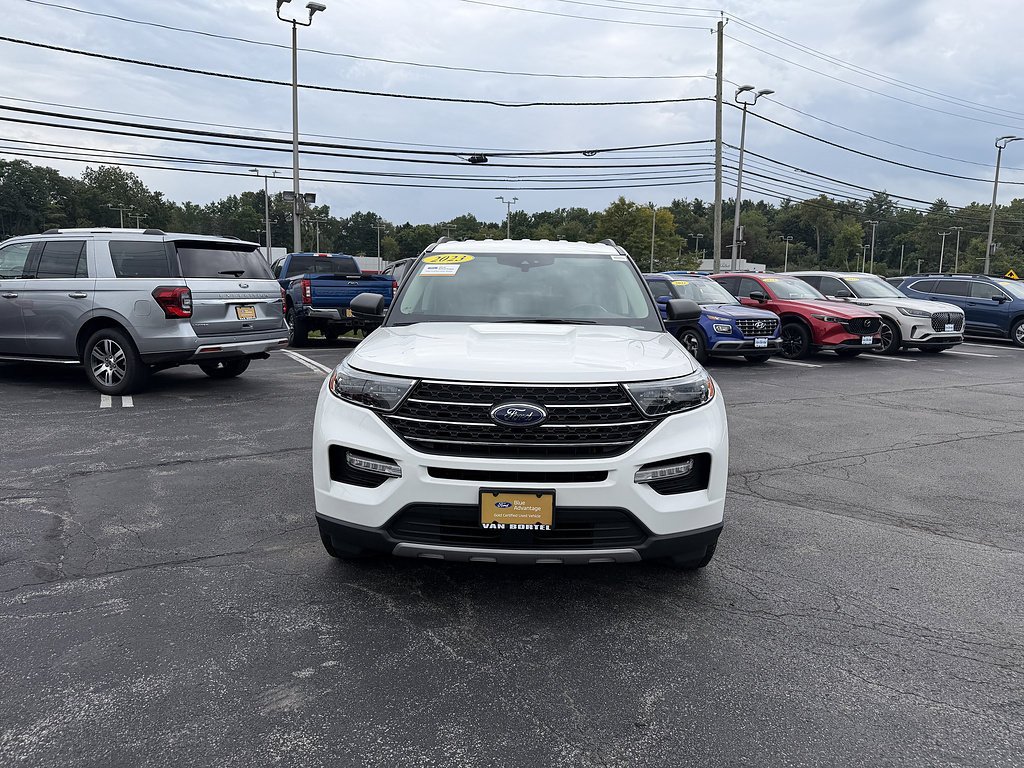 Certified 2023 Ford Explorer XLT w/ Equipment Group 202A AWD/4WD image 10