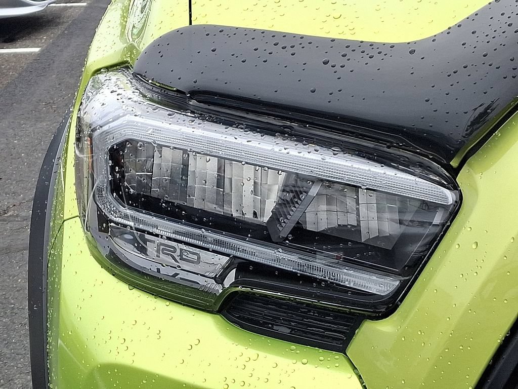 Certified 2022 Toyota Tacoma TRD Pro AWD/4WD image 9
