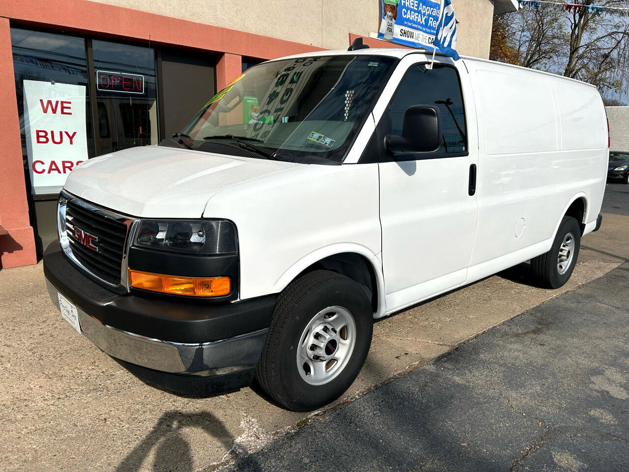 Used 2022 GMC Savana 2500 G2500 Cargo w/ Driver Convenience Package image 2
