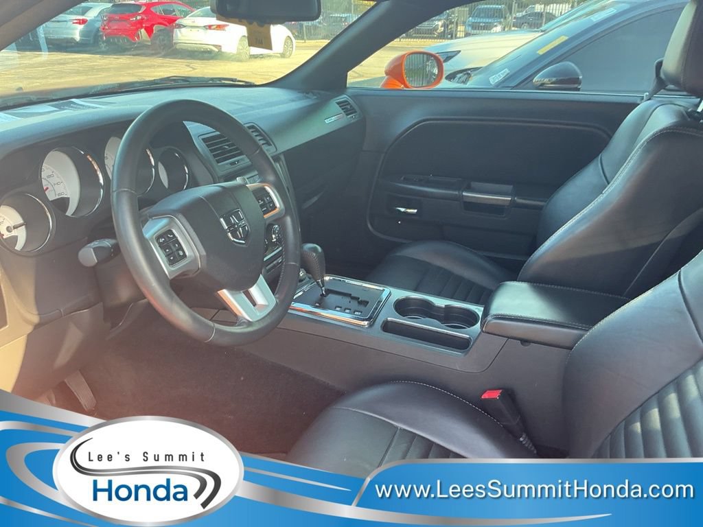 Used 2012 Dodge Challenger R/T RWD image 16
