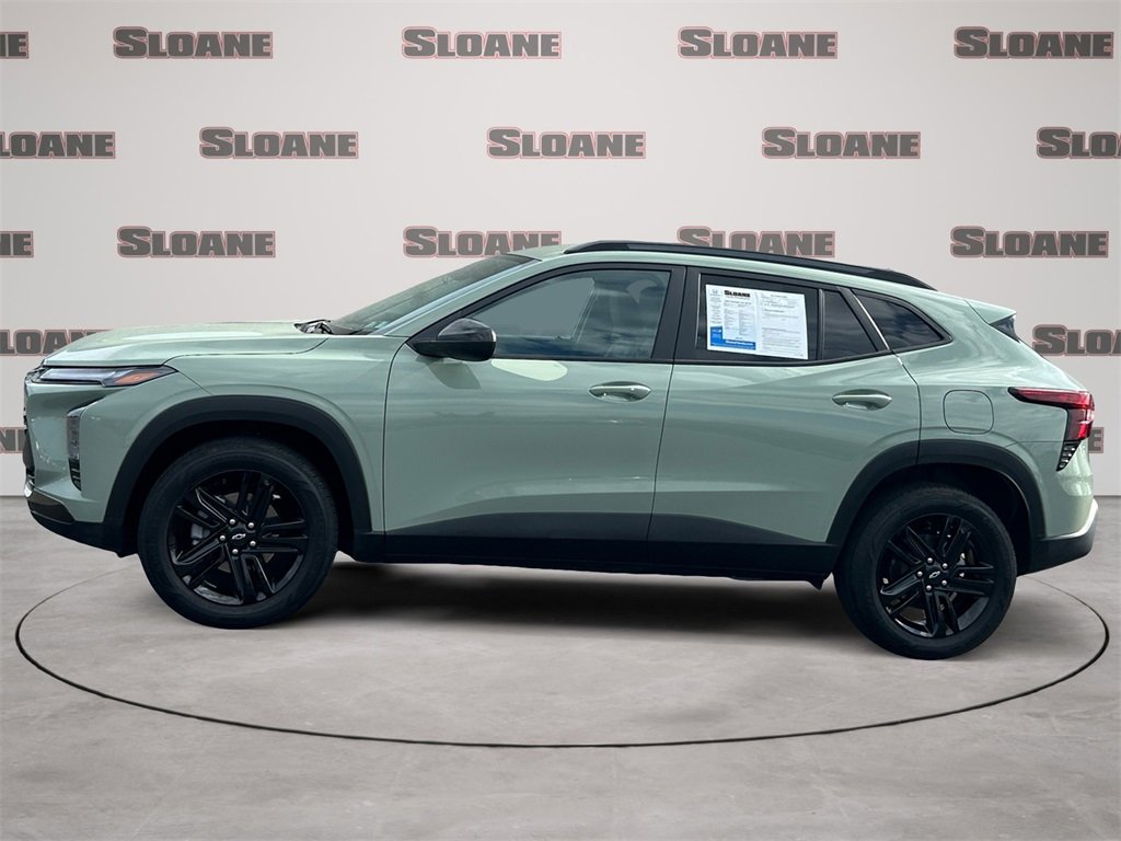 Used 2025 Chevrolet Trax ACTIV w/ Driver Confidence Package image 2