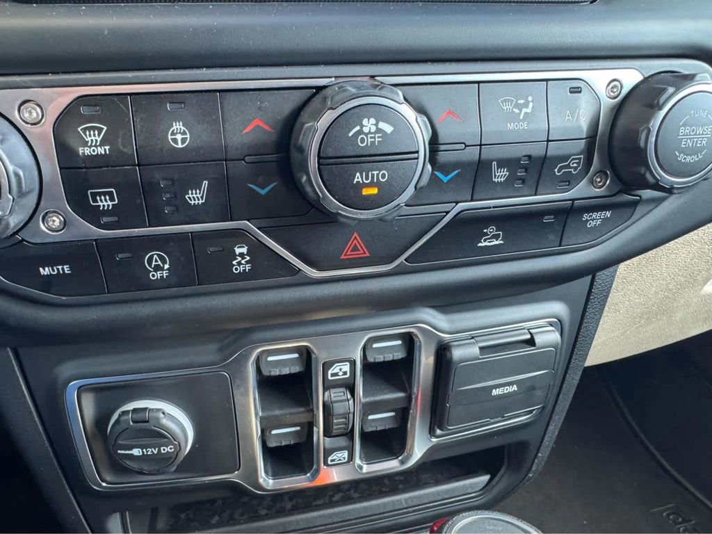 Used 2021 Jeep Wrangler Unlimited Sport image 15