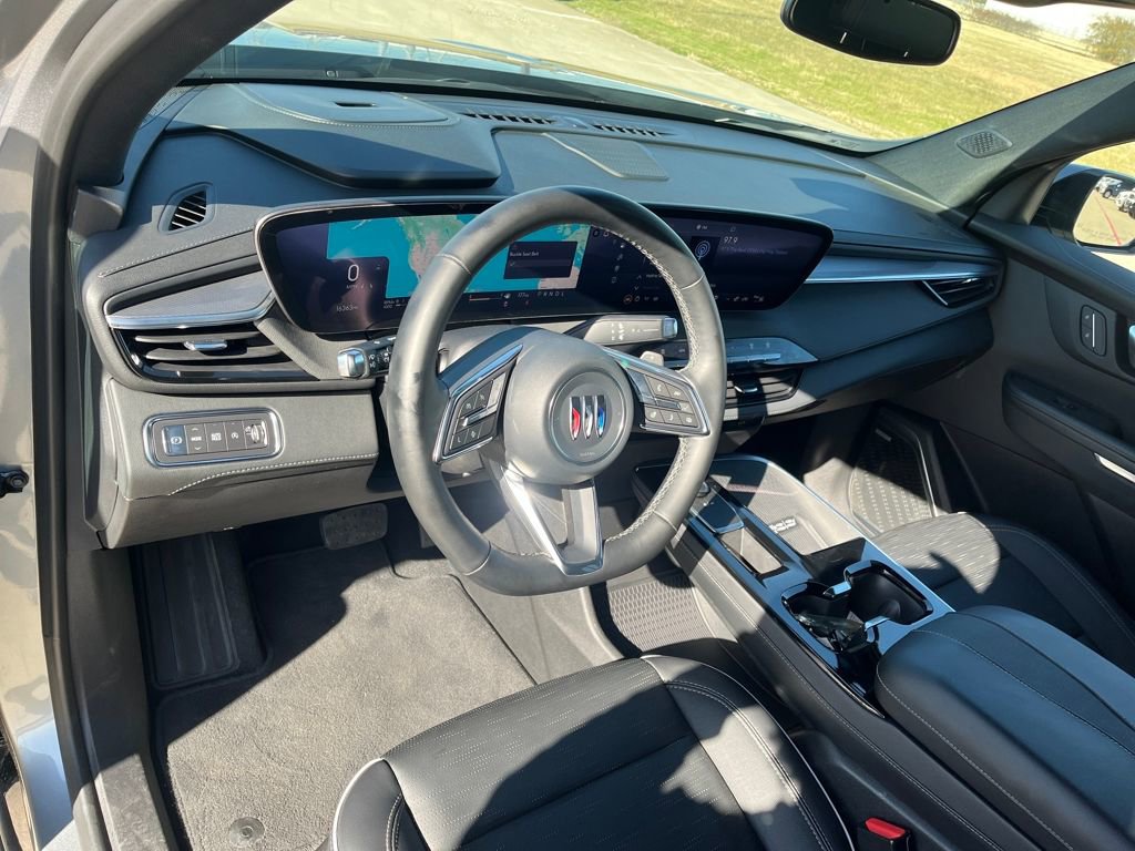 Used 2025 Buick Enclave Sport Touring image 14