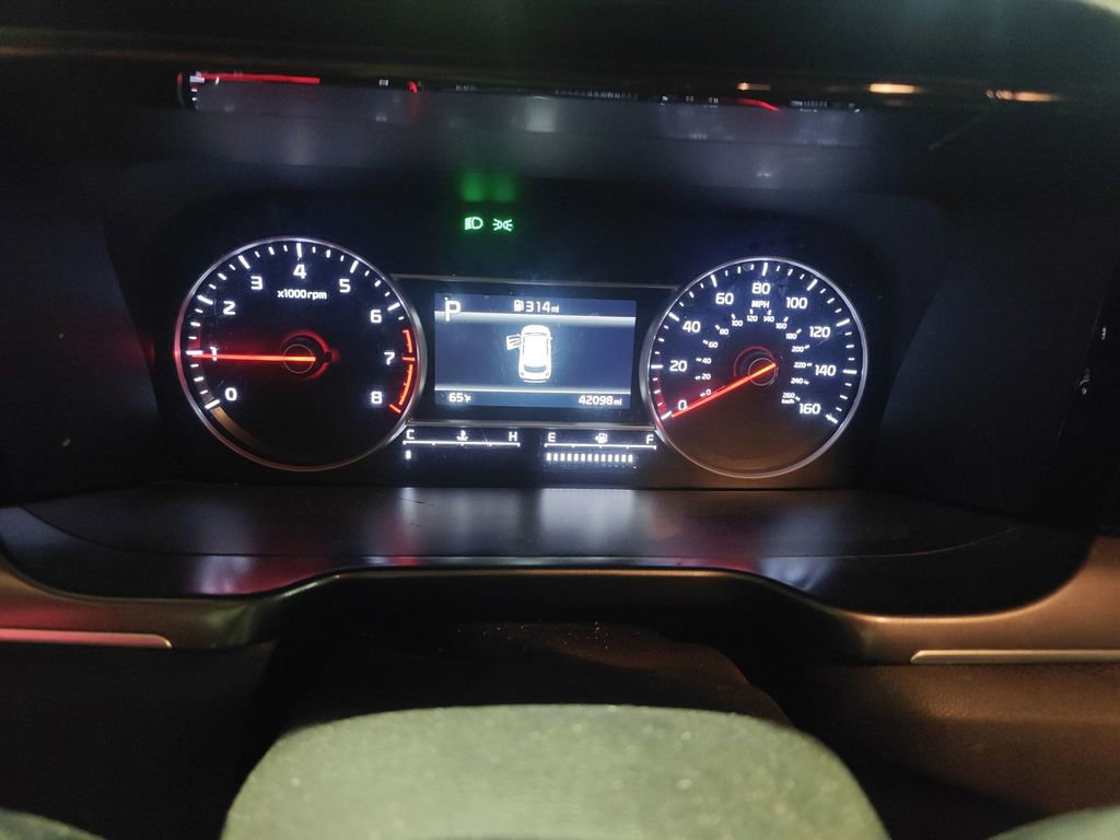 Used 2023 Kia Sorento LX image 8