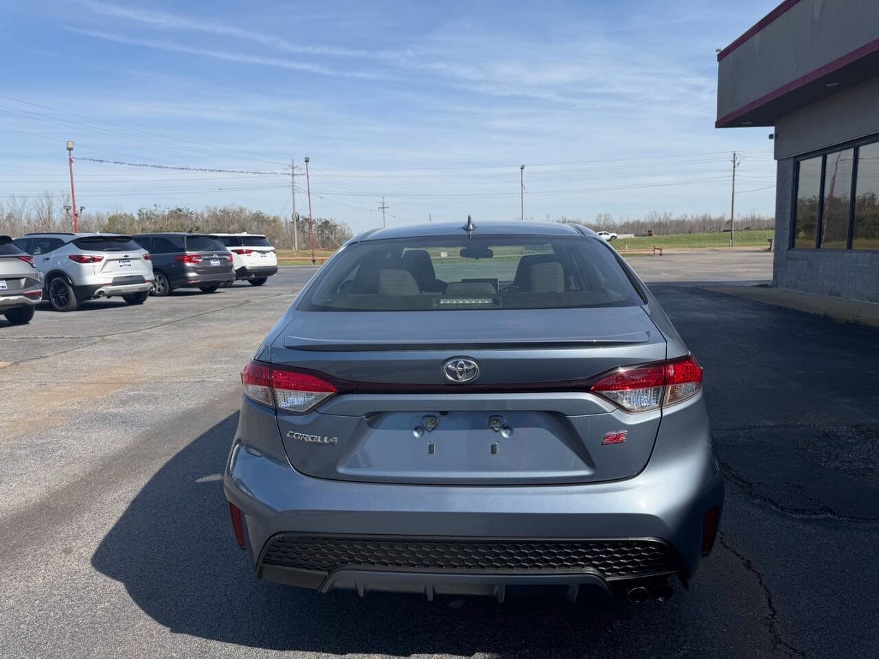 Used 2020 Toyota Corolla SE w/ SE Premium Package image 7