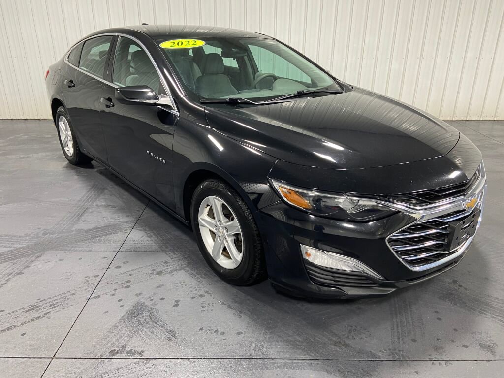 Used 2022 Chevrolet Malibu LS w/ Driver Confidence Package II image 2