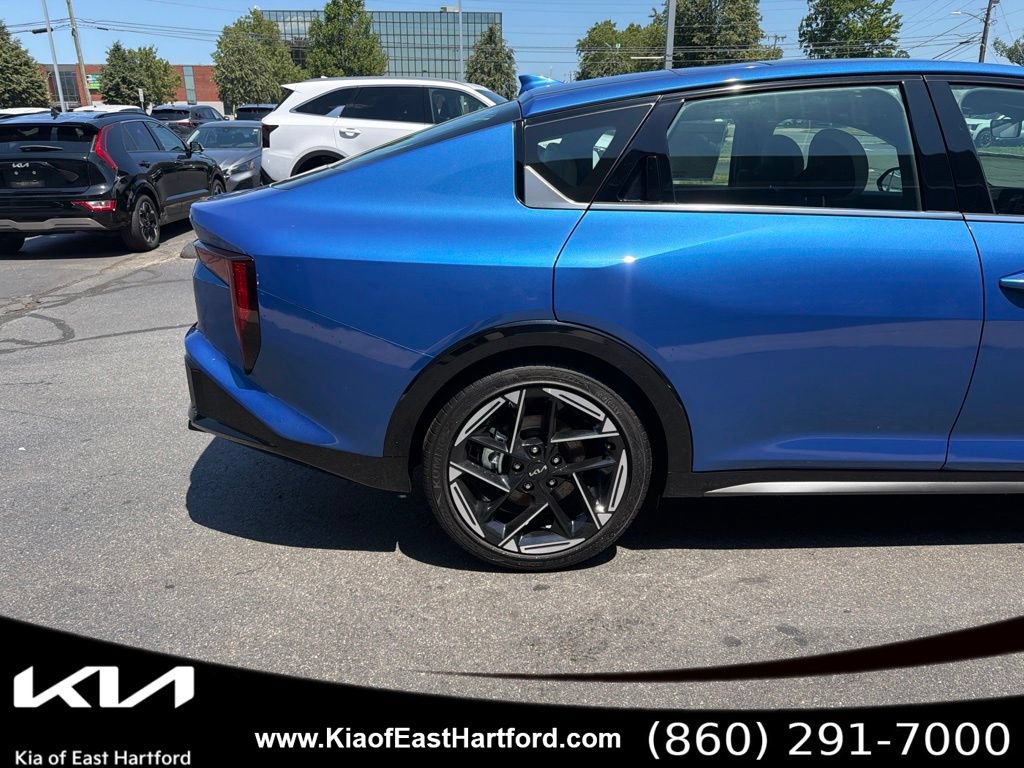 New 2026 Kia K4 GT-Line w/ GT-Line Sunroof Package FWD image 6