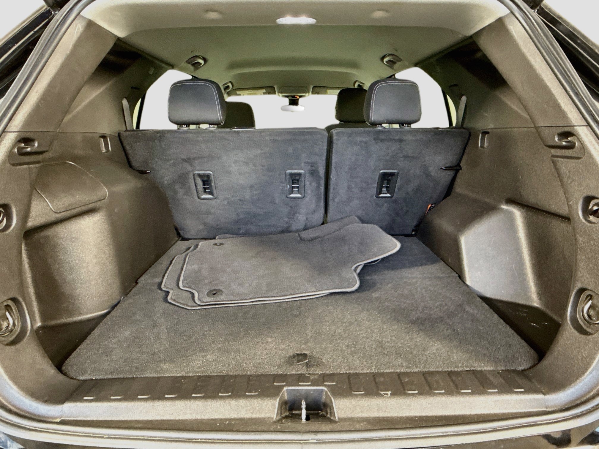 Used 2023 Chevrolet Equinox LS w/ LS Convenience Package FWD image 28