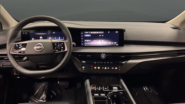 Used 2025 Nissan Murano SV AWD/4WD image 11