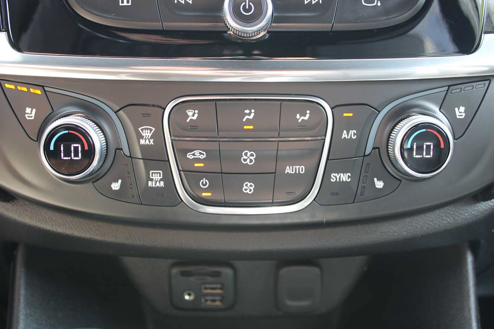 Certified 2023 Chevrolet Traverse Premier AWD/4WD image 25