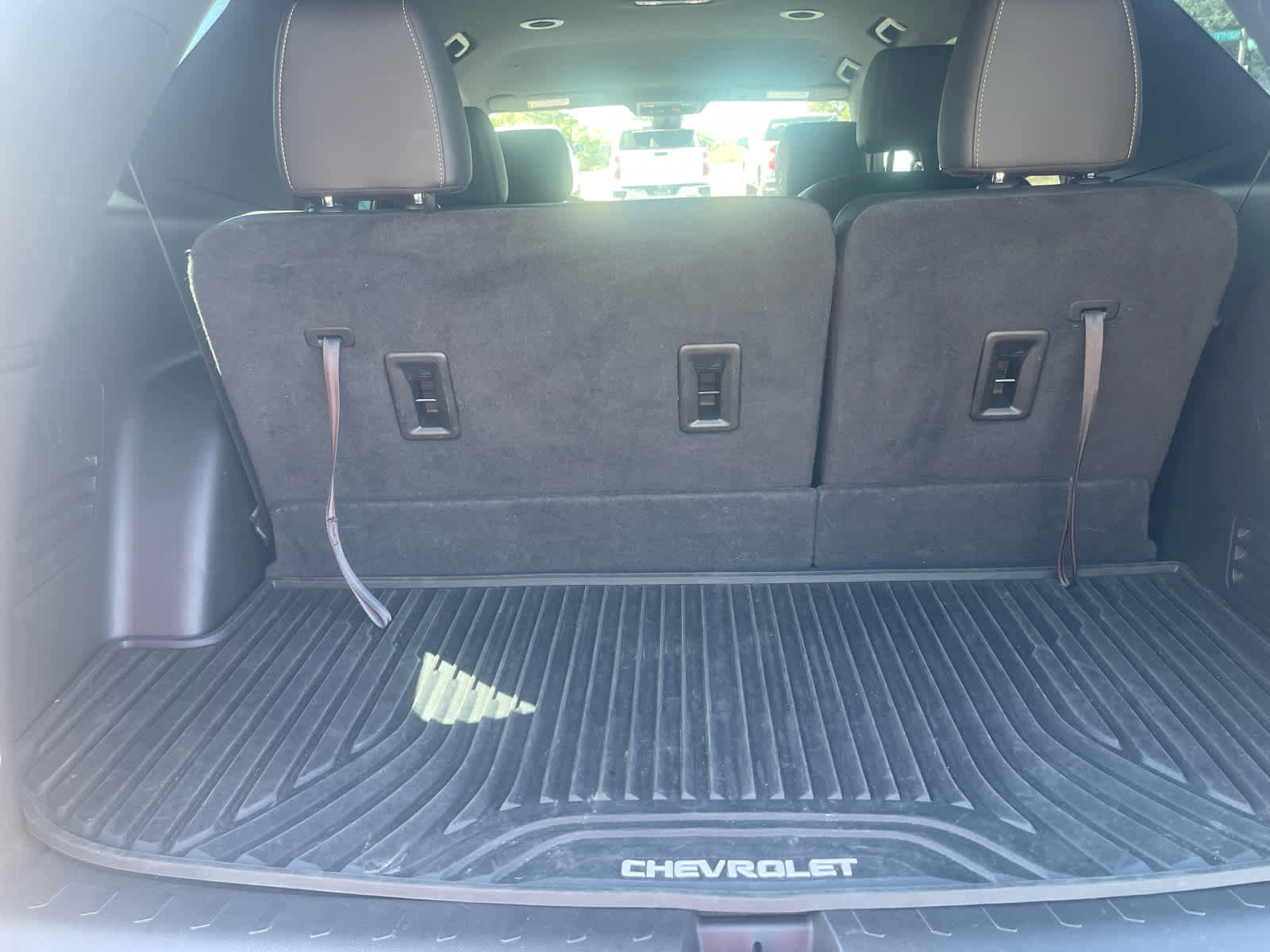 Used 2023 Chevrolet Traverse LT w/ Rear Camera Mirror Package AWD/4WD image 30