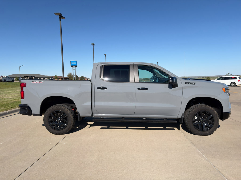 Certified 2024 Chevrolet Silverado 1500 LT Trail Boss w/ Convenience Package II AWD/4WD image 1