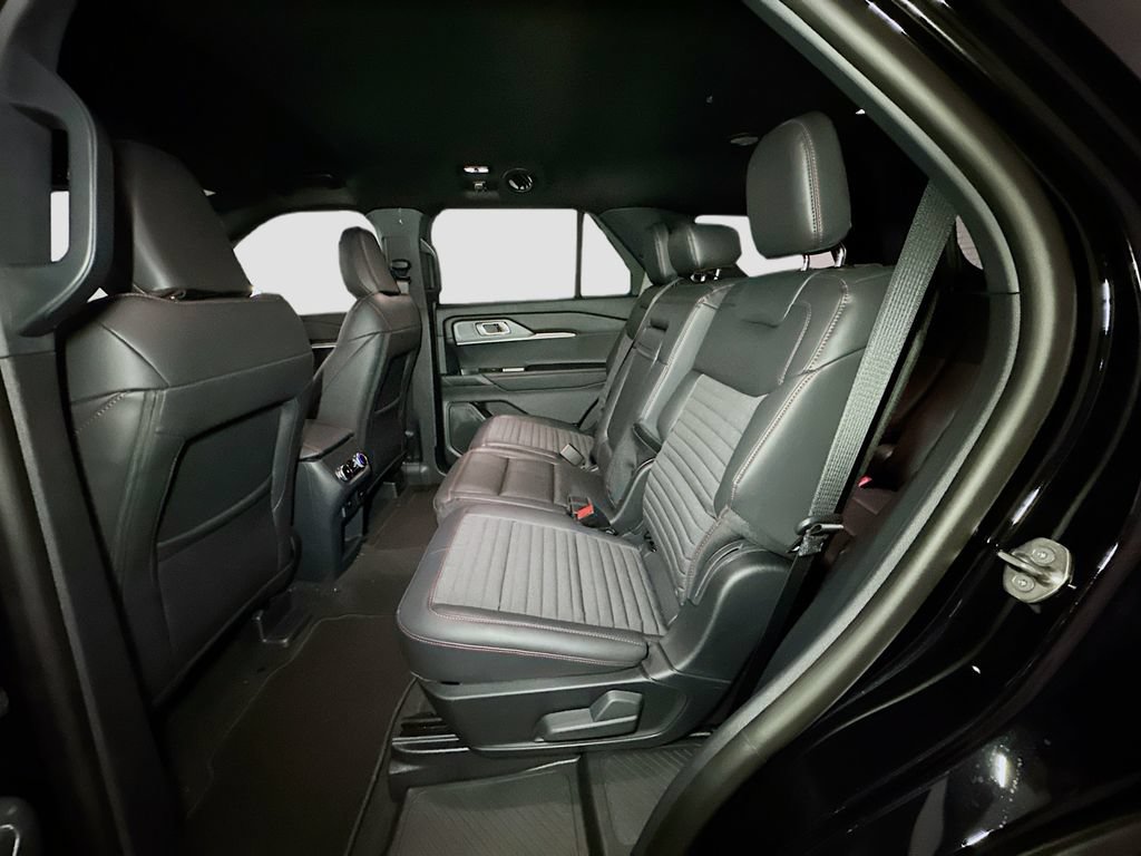 New 2026 Ford Explorer ST-Line w/ ST-Line Street Pack AWD/4WD image 27