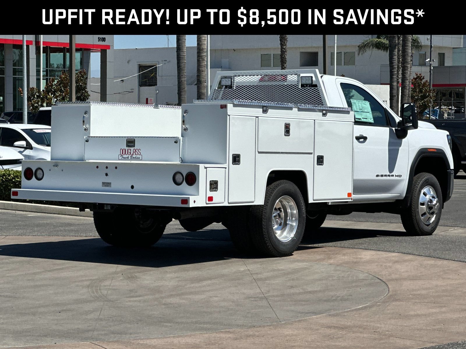New 2025 GMC Sierra 3500 Pro w/ Convenience Package AWD/4WD image 4